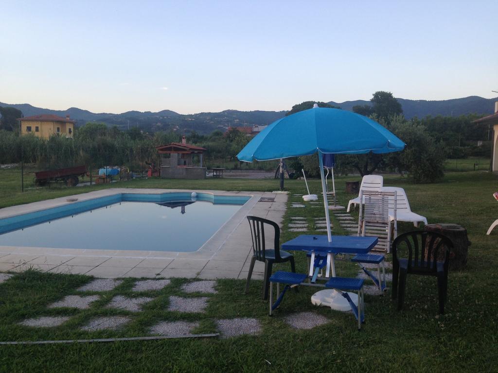 Villa Naclerio サルツァーナ エクステリア 写真